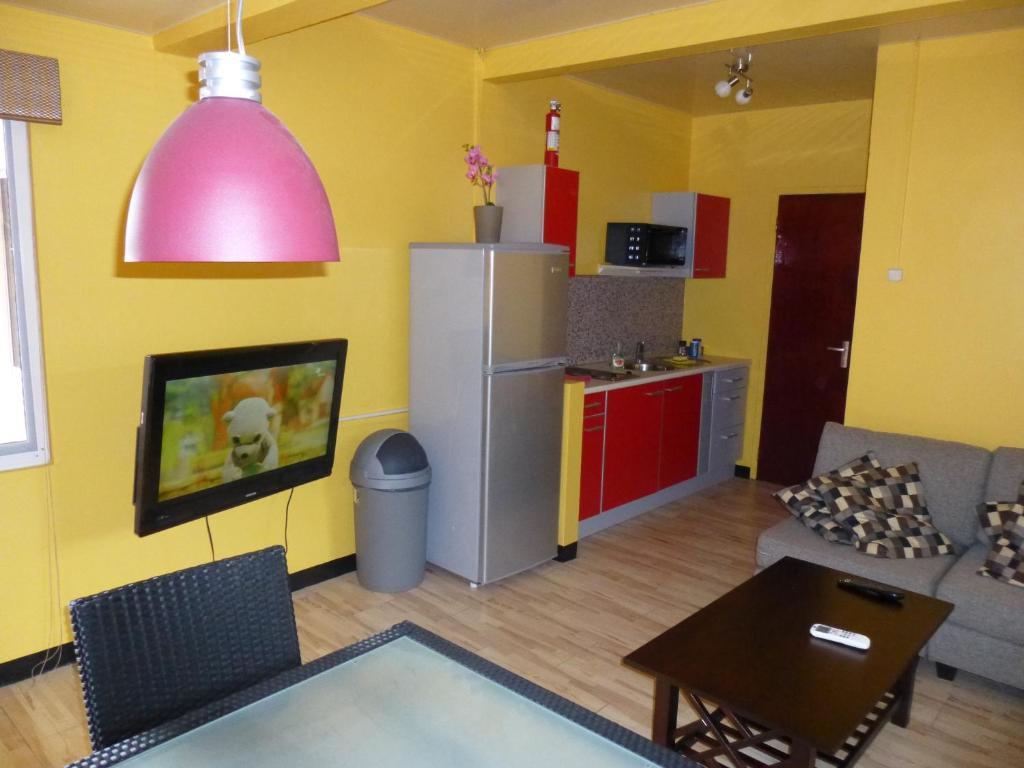 Kekemba Apartments Парамарибо Стая снимка