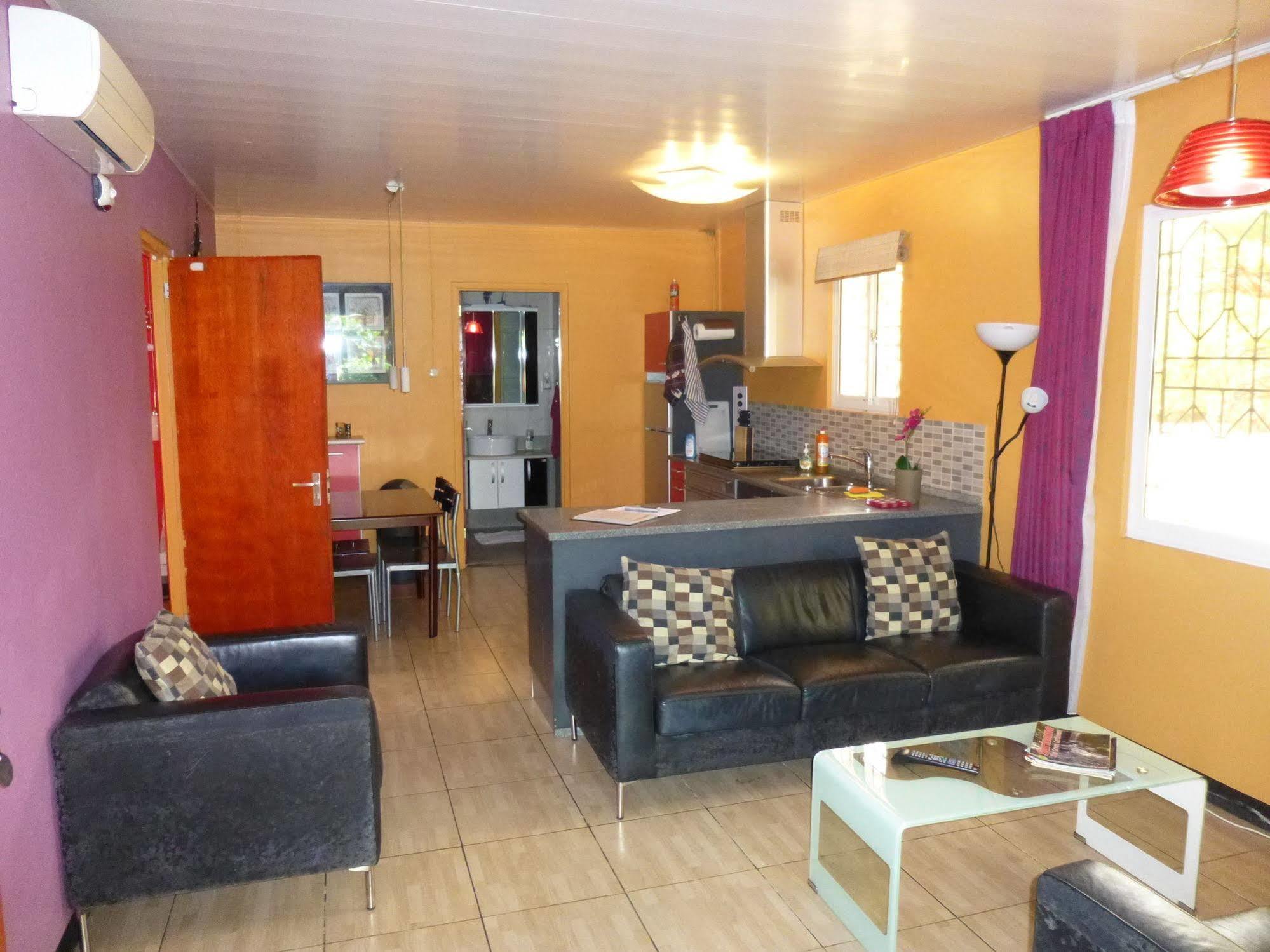 Kekemba Apartments Парамарибо Екстериор снимка