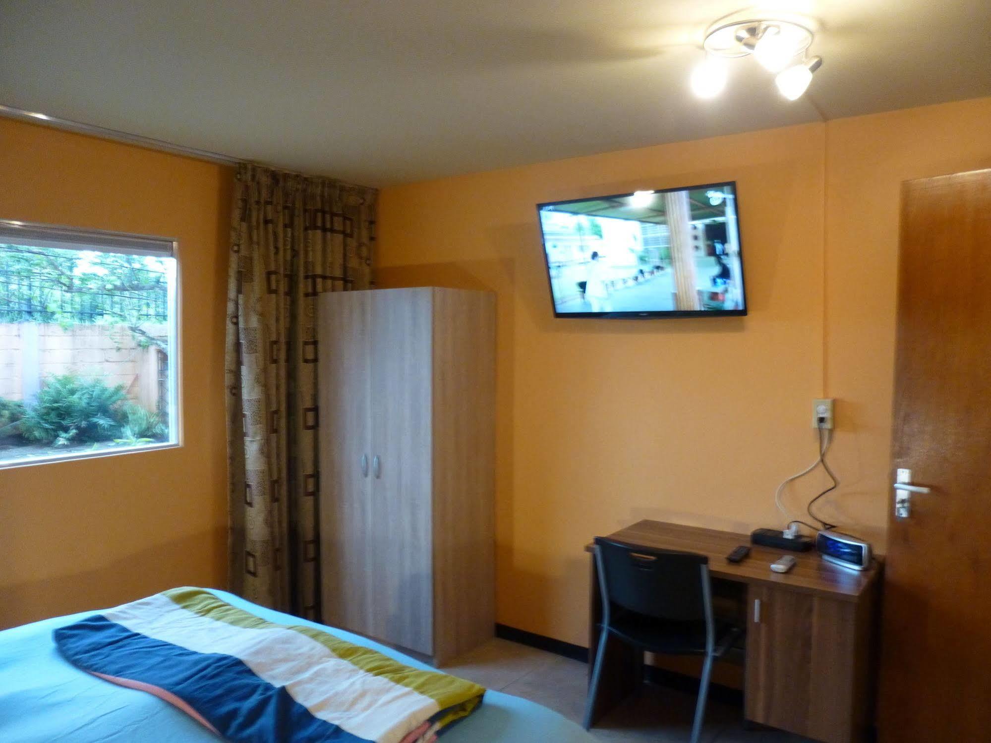 Kekemba Apartments Парамарибо Екстериор снимка